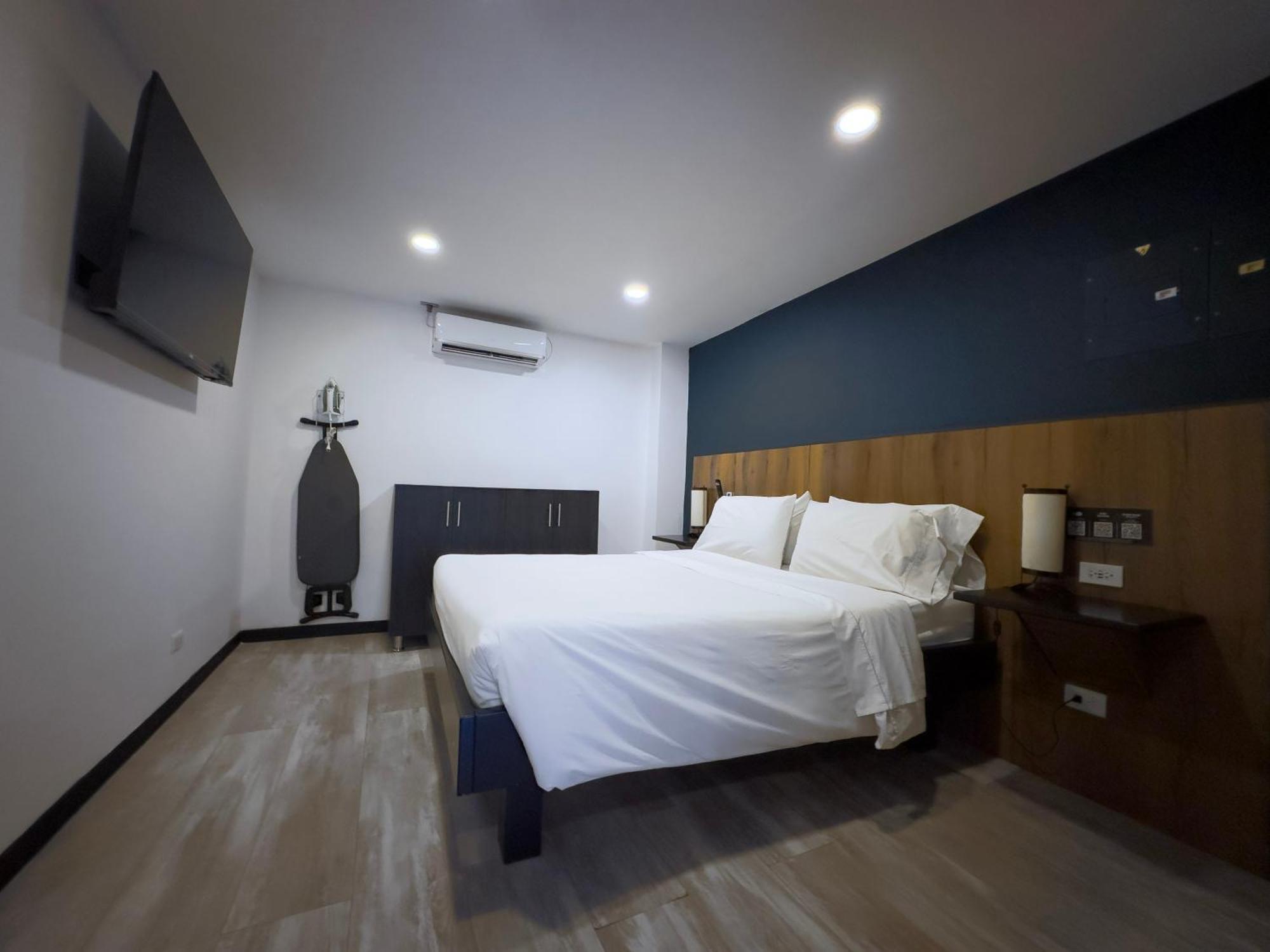 Aparthotel Provenza Lofts Medellín Zewnętrze zdjęcie