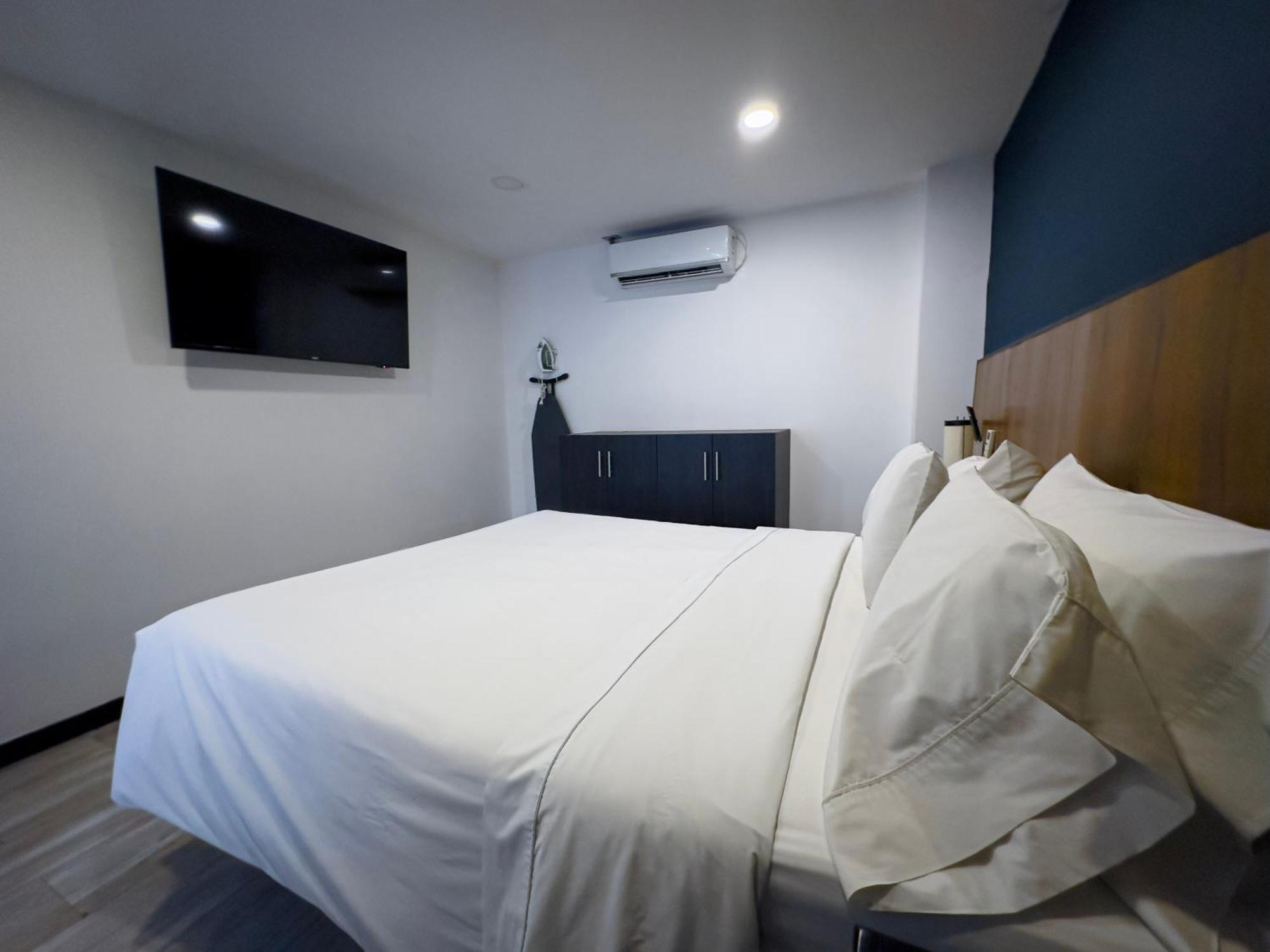 Aparthotel Provenza Lofts Medellín Zewnętrze zdjęcie