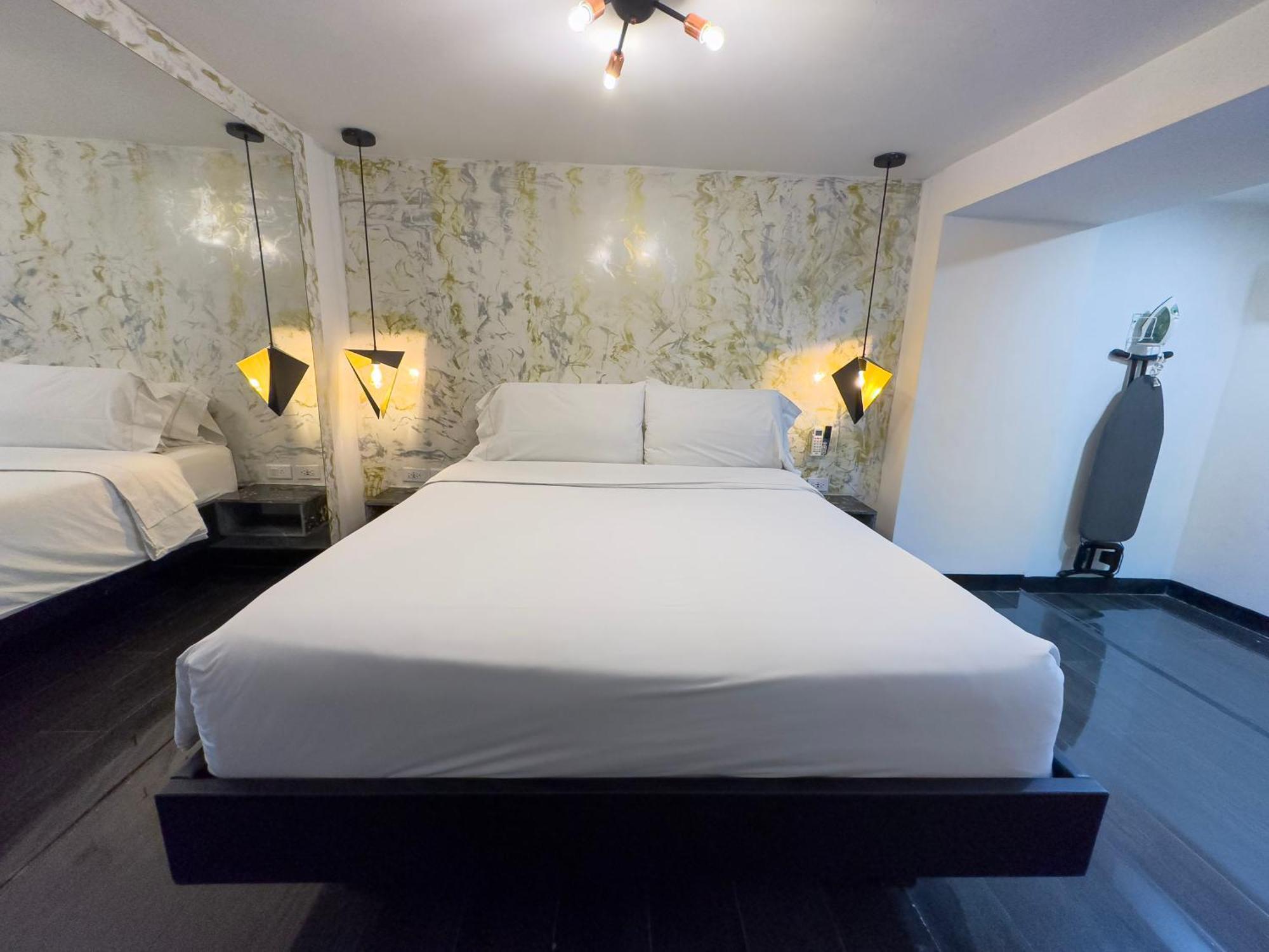 Aparthotel Provenza Lofts Medellín Zewnętrze zdjęcie